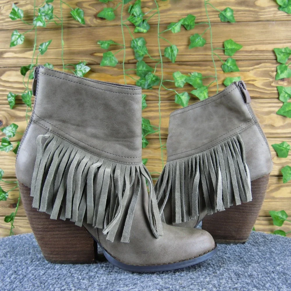 Very Volatile Women 7.5 Taupe Fringe Western Ankle Boot Block Heel Zip Synthetic